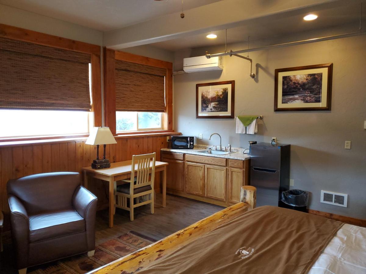 Buffalo Lodge Of Бигфорк Экстерьер фото